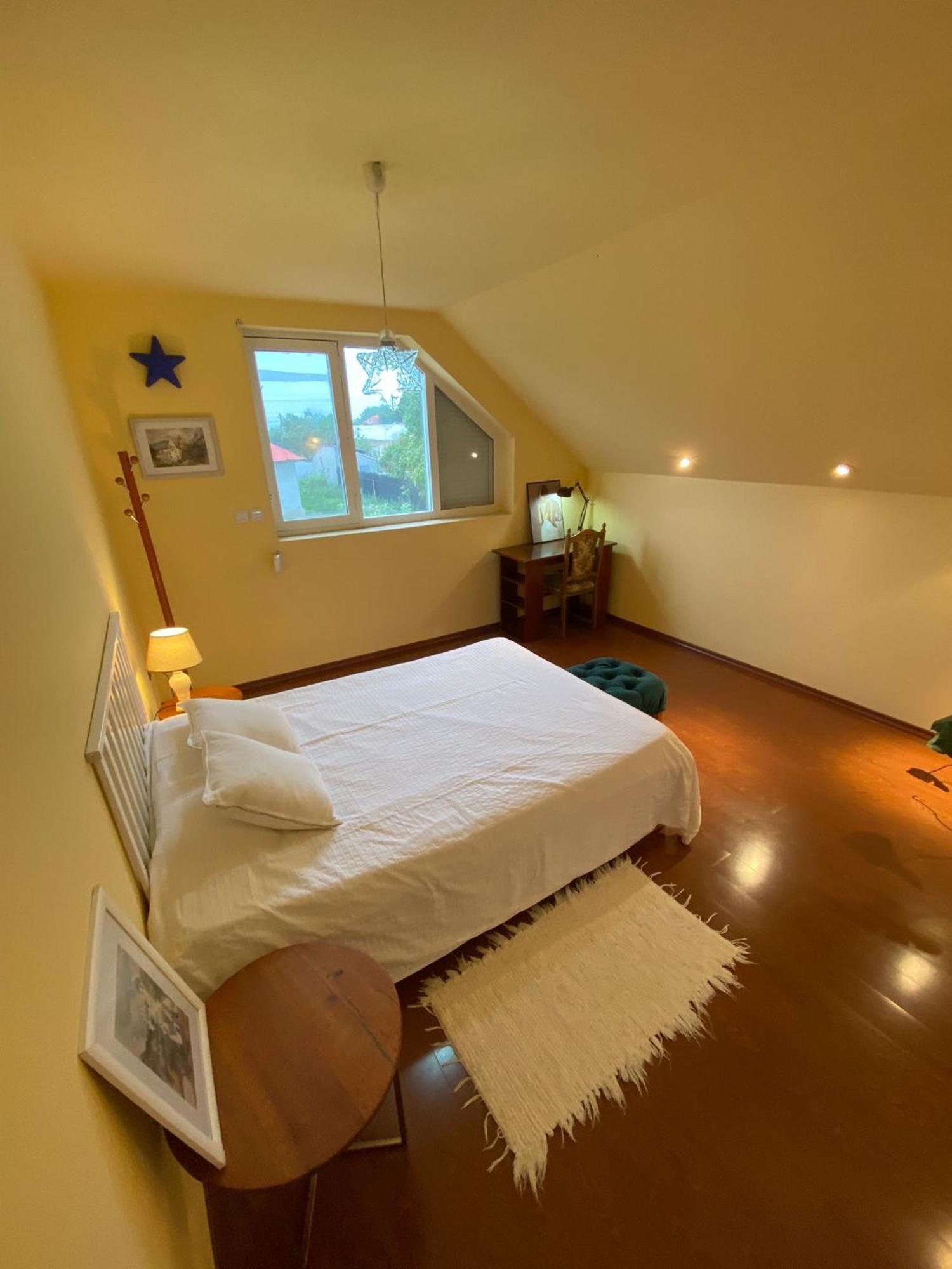 Cosy Bedroom For 2 With Balcony In A Family Villa Turnu Măgurele Exterior foto